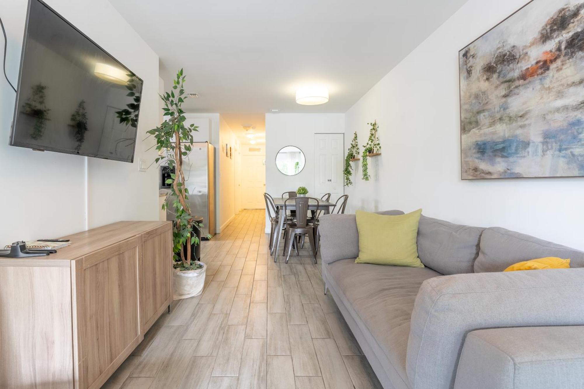 Entire 3 Bedroom House 10 Mins Mia And Downtown Casa vacanze *